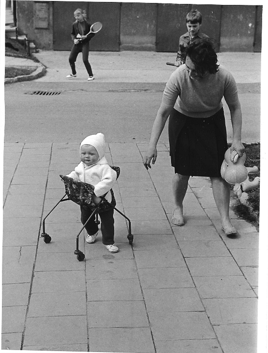 scan0001 -23 Pavla, maminka, Tom (())